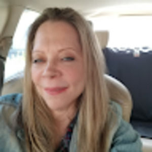 Meet your Posher, Lindy